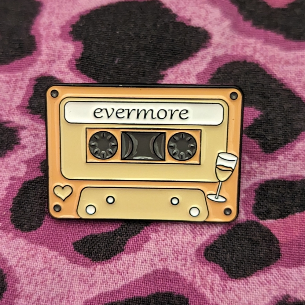 🧡 Taylor Swift - Evermore Cassette Tape - Enamel Pin